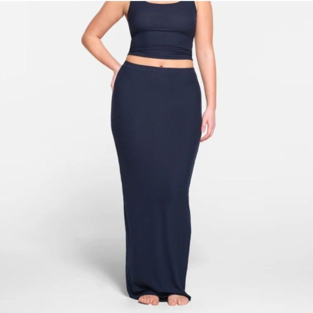 NWT SKIMS Soft Lounge Long Skirt Maxi Ribbed Large Navy Stretch Minimalist